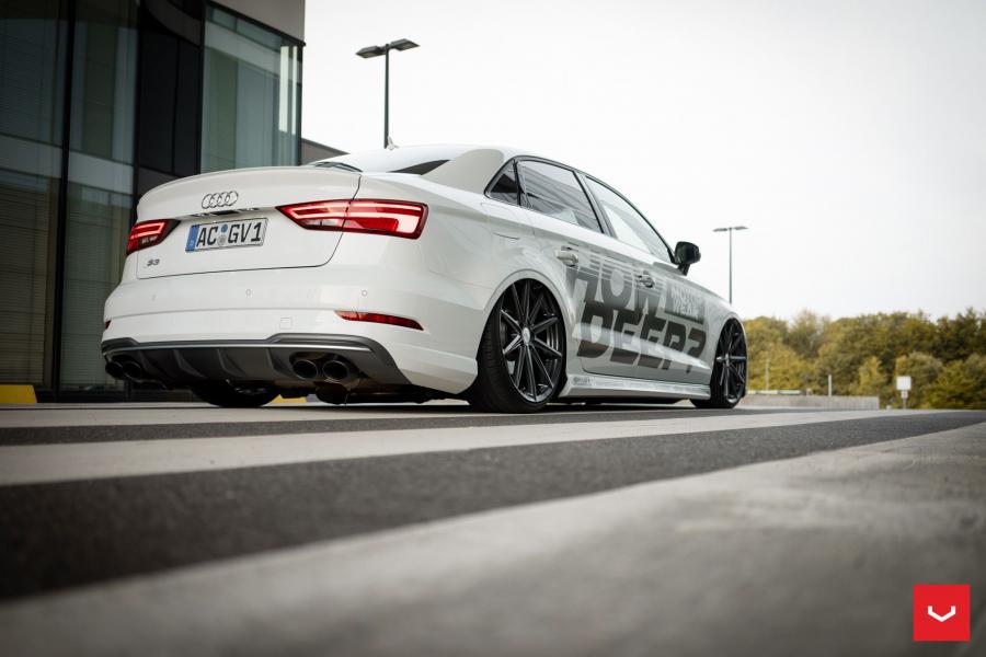  Audi S3 Sedan on Vossen Wheels (VFS10) 2017 года  (фото 43 из 52)